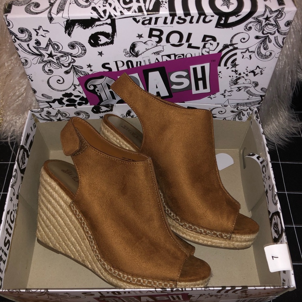 NWT Tan Wedges